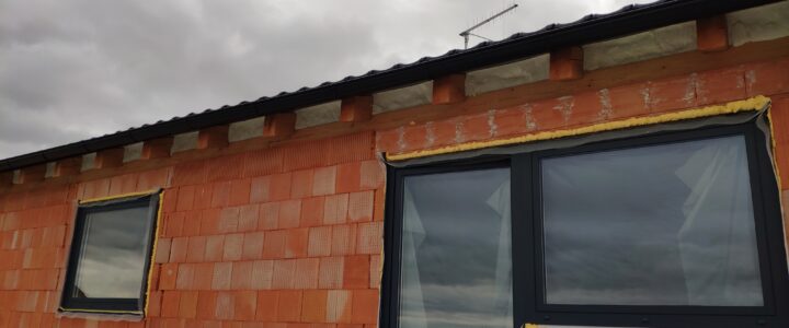 stříkaná izolace a zateplení Praha - Izotora