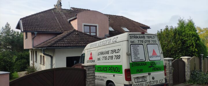stříkaná izolace a zateplení - Izotora